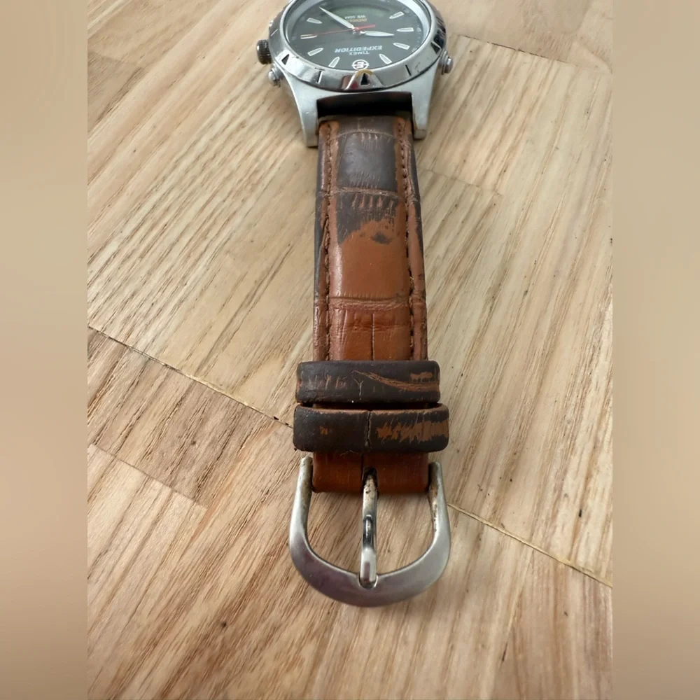 Timex expedition mens analog digital watch NEW BATTERY